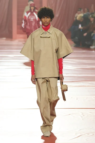 Look 5